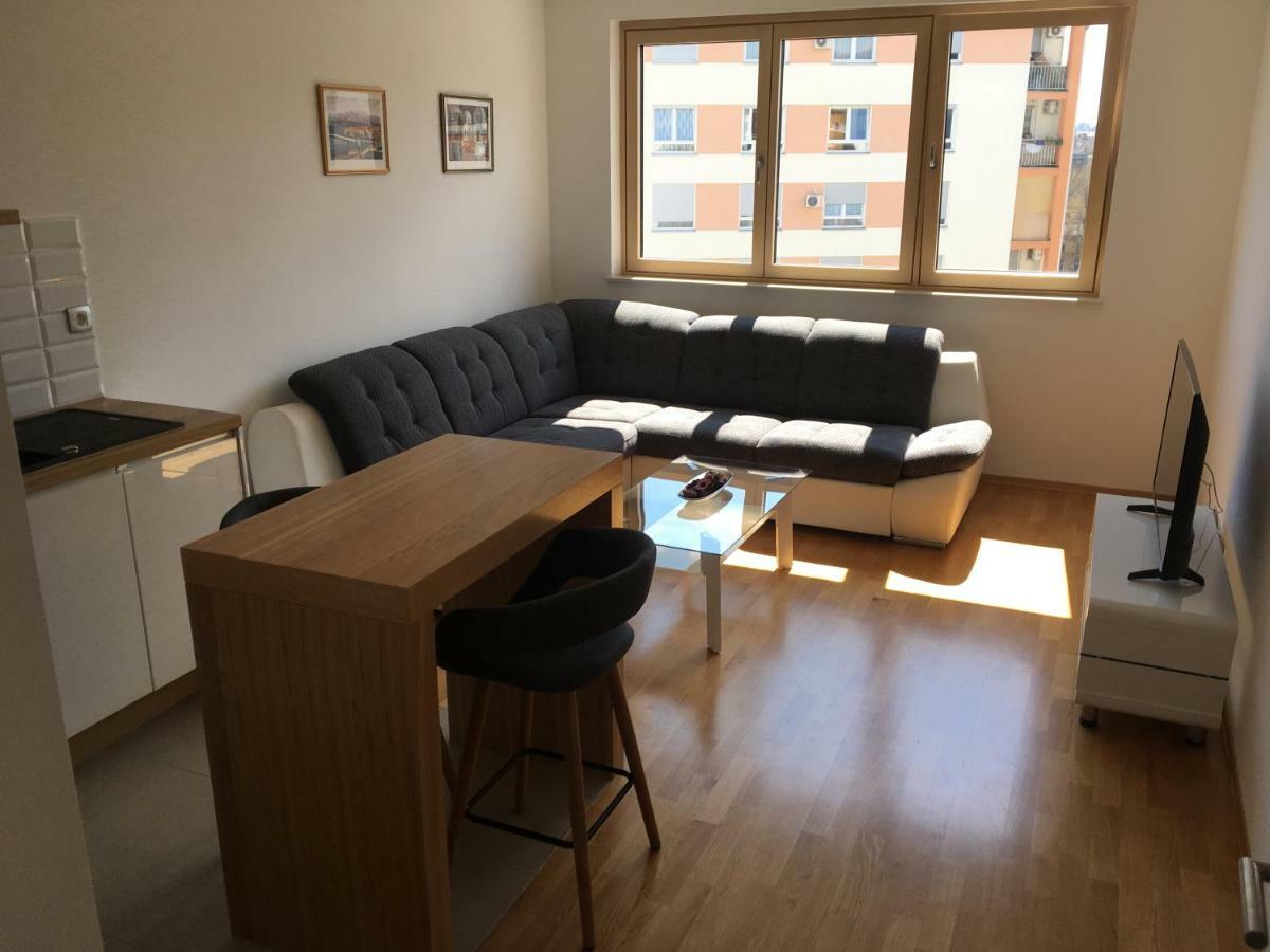 Apartamento Korkyra Zagreb Exterior foto